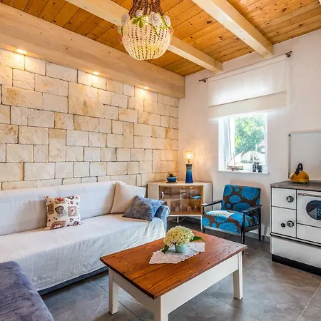 Holiday Home Frankica Linardici Exterior photo