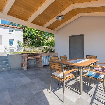 Holiday Home Frankica Linardici Exterior photo